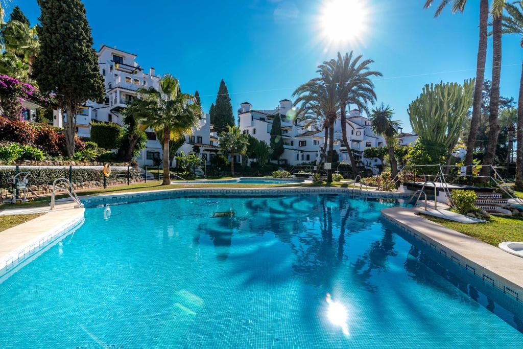 Winter Getaways in Marbella: Cozy Rentals for Your Vacation